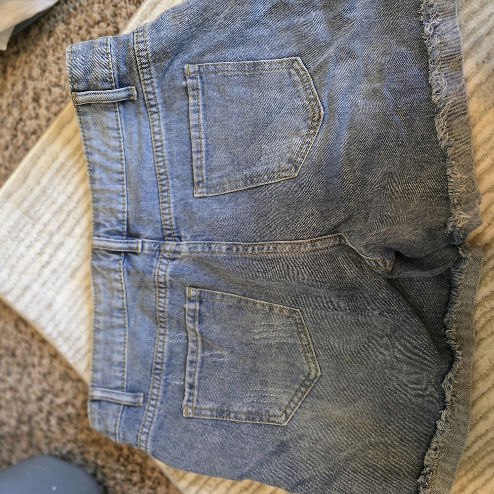 Source Unknown Blue Jean Shorts Distressed Frayed Hem - Picture 2 of 2